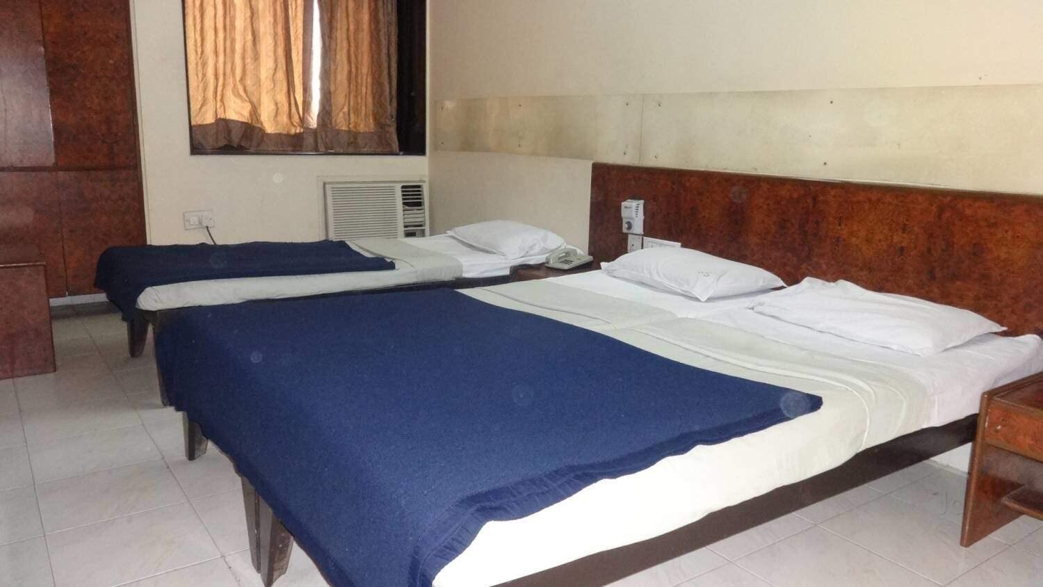 Hotel Satkar Pune